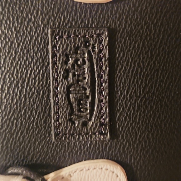 Von Dutch Black and White Women's Handbag - Picture 5 of 5